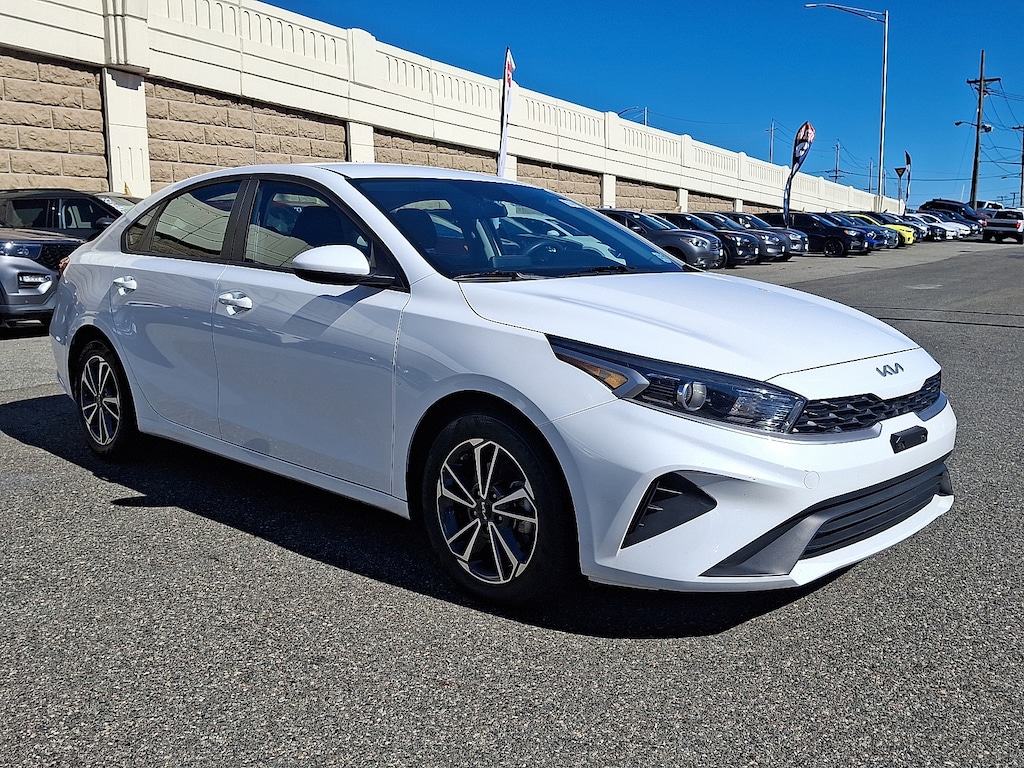 Used 2023 Kia Forte LXS Sedan