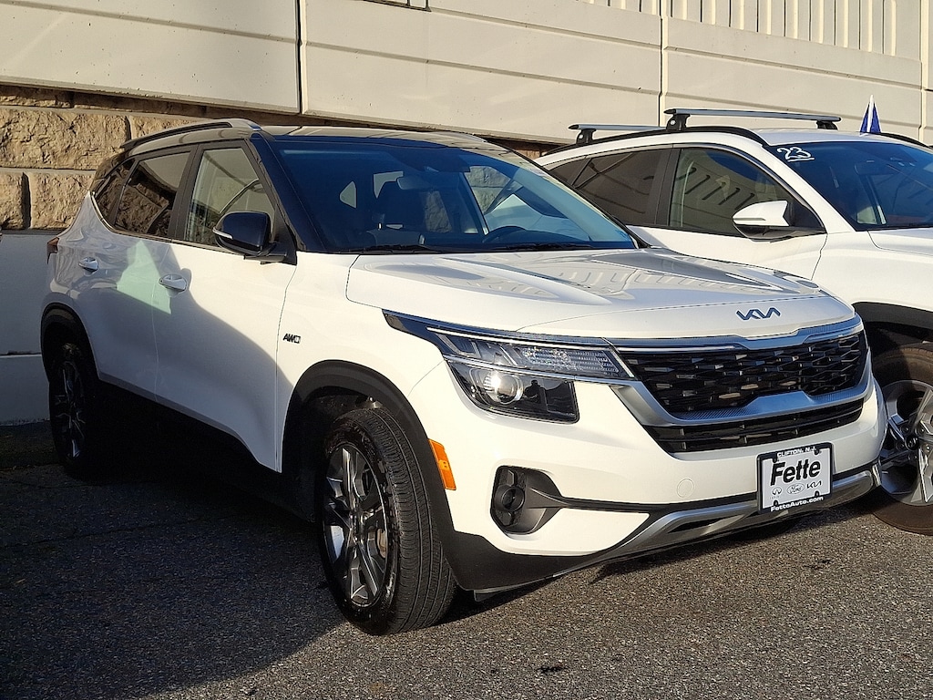 Used 2022 Kia Seltos S Sport Utility