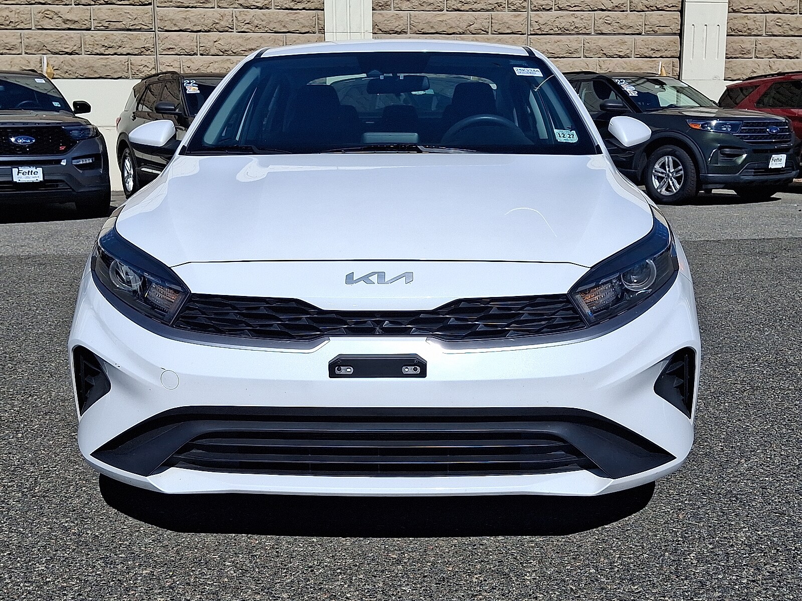 2023 Kia Forte LXS photo 2