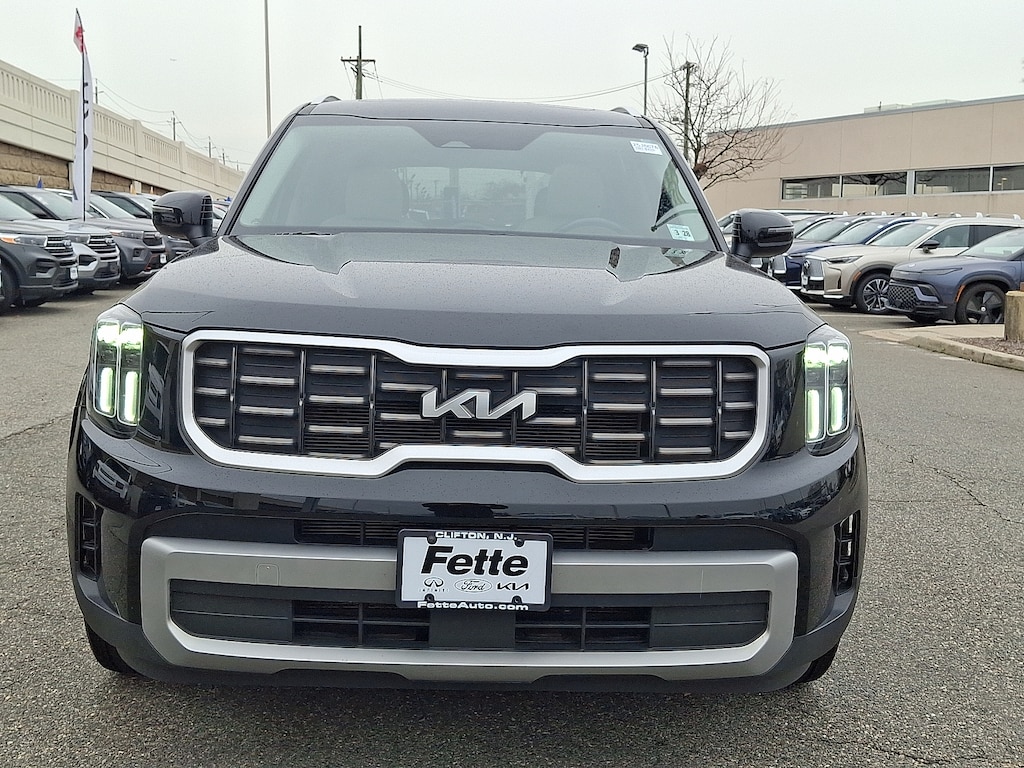 Used 2023 Kia Telluride S Sport Utility