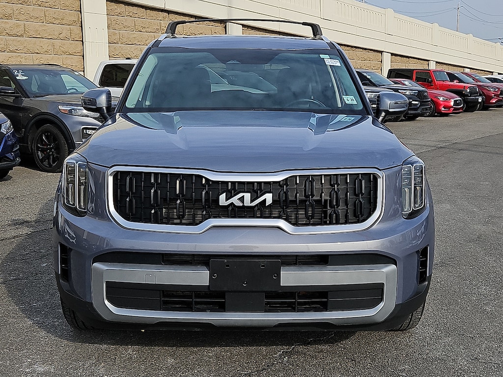 Used 2023 Kia Telluride EX Sport Utility