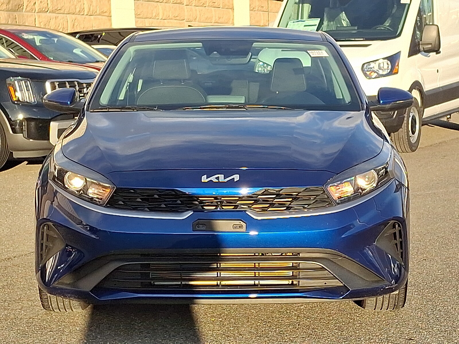 2023 Kia Forte LXS photo 2