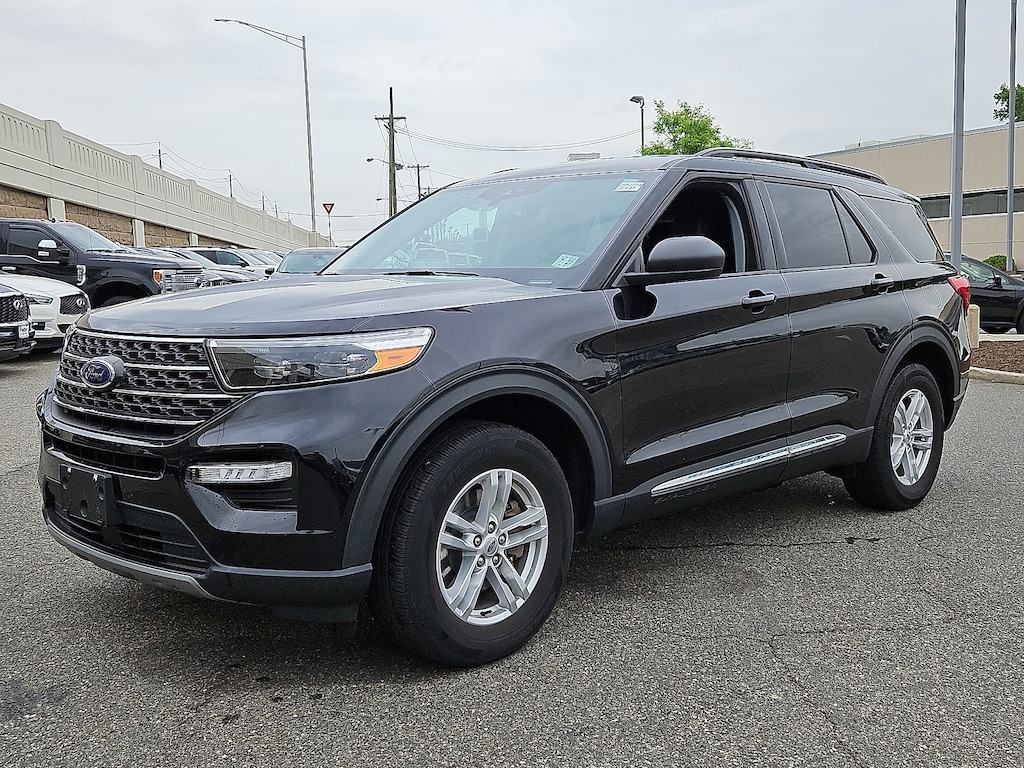 Certified 2022 Ford Explorer XLT Sport Utility