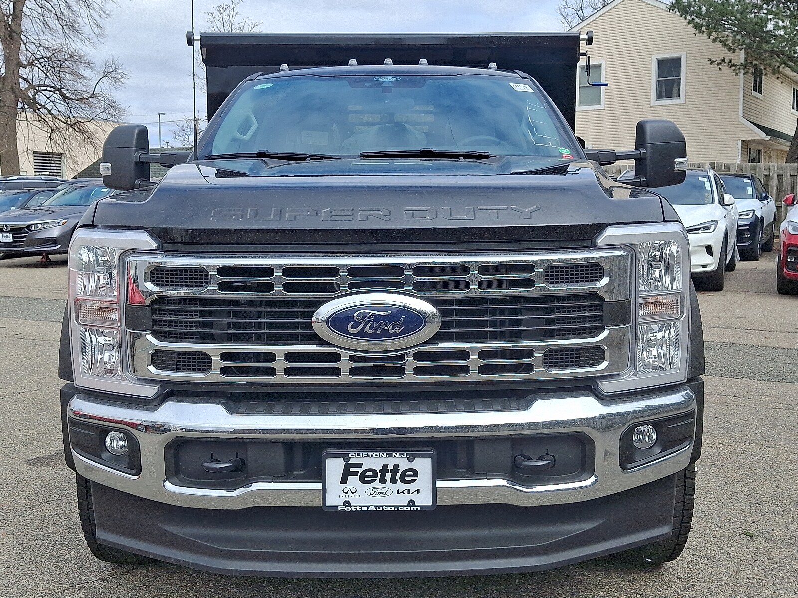 2024 Ford F-550 photo 2
