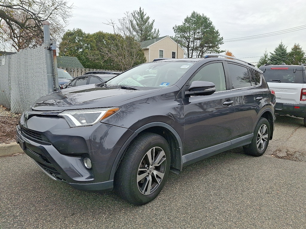 Used 2018 Toyota RAV4 XLE Sport Utility