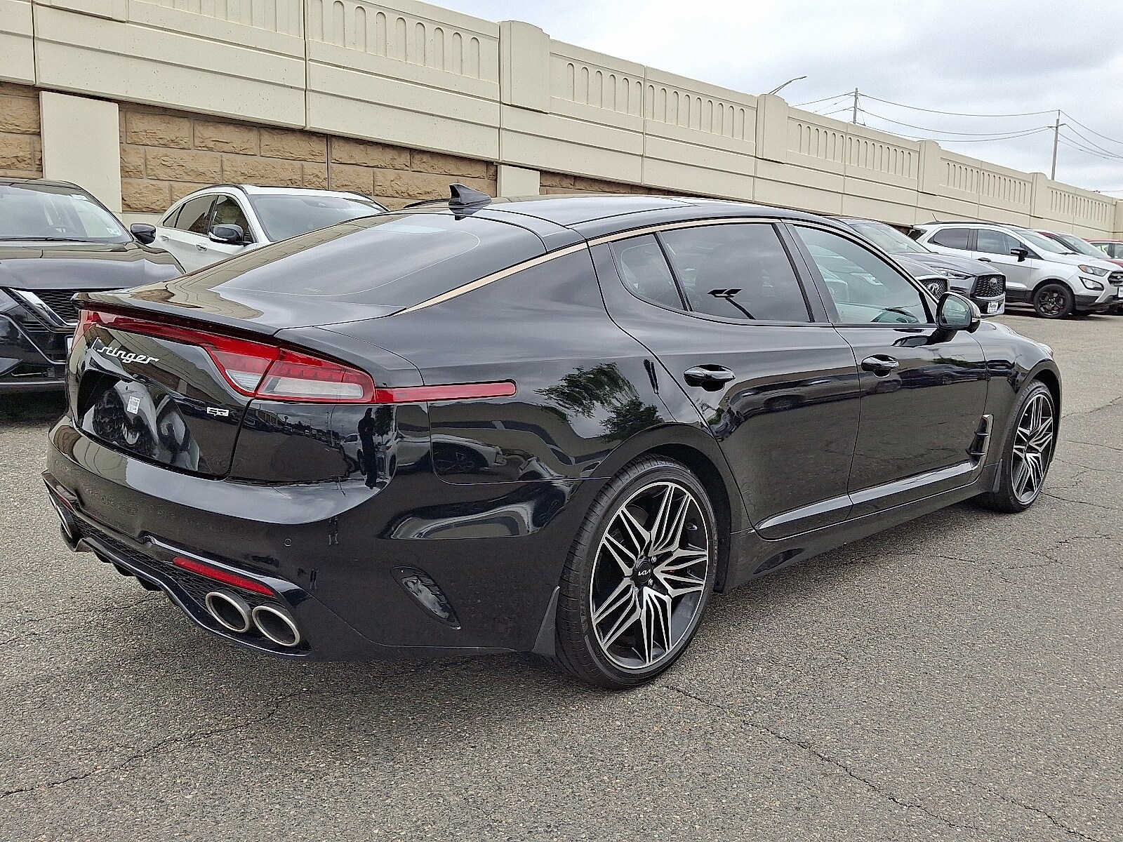 2023 Kia Stinger GT2 photo 4