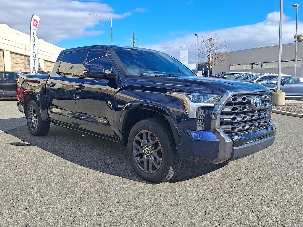 Used 2022 Toyota Tundra Hybrid Platinum Crew Cab