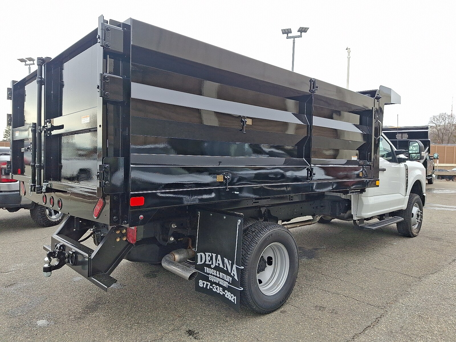 2024 Ford F-350 photo 4