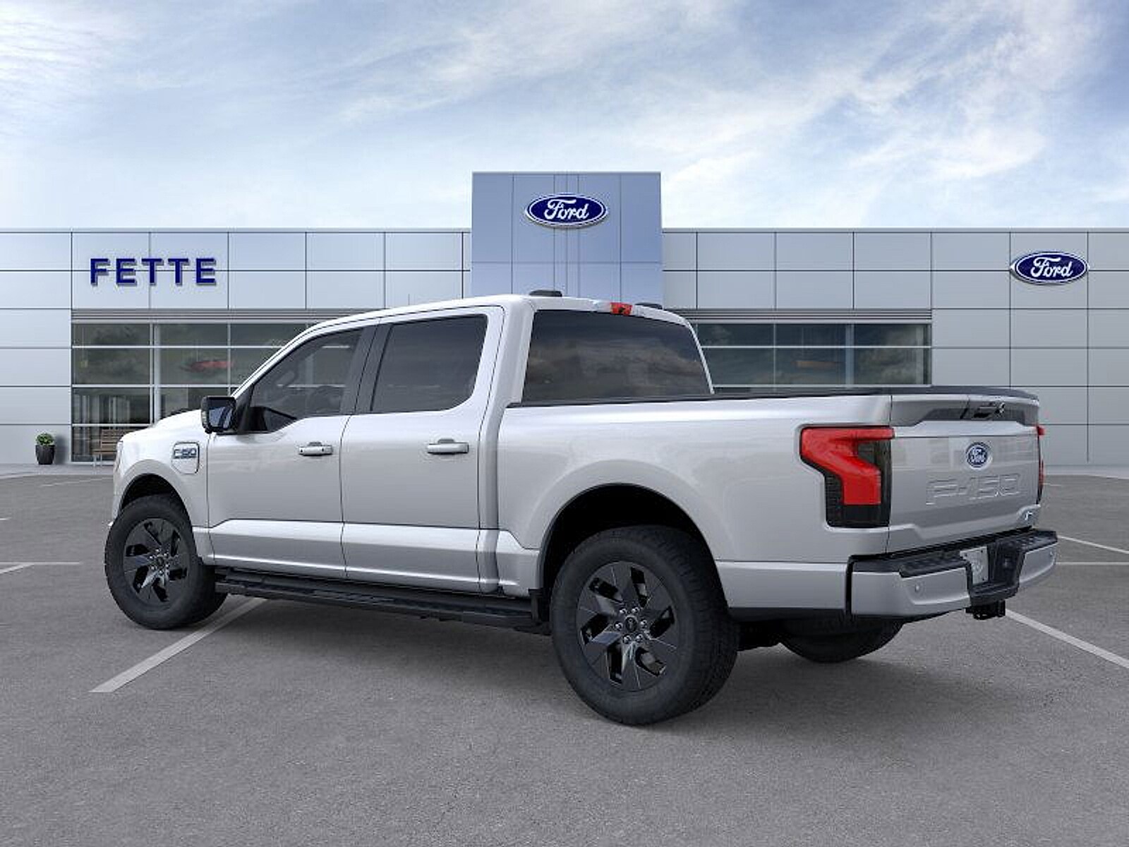 2025 Ford F-150 Lightning photo 4