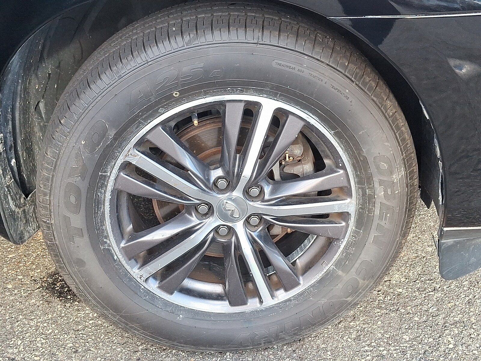 2019 Infiniti QX60 Luxe photo 2