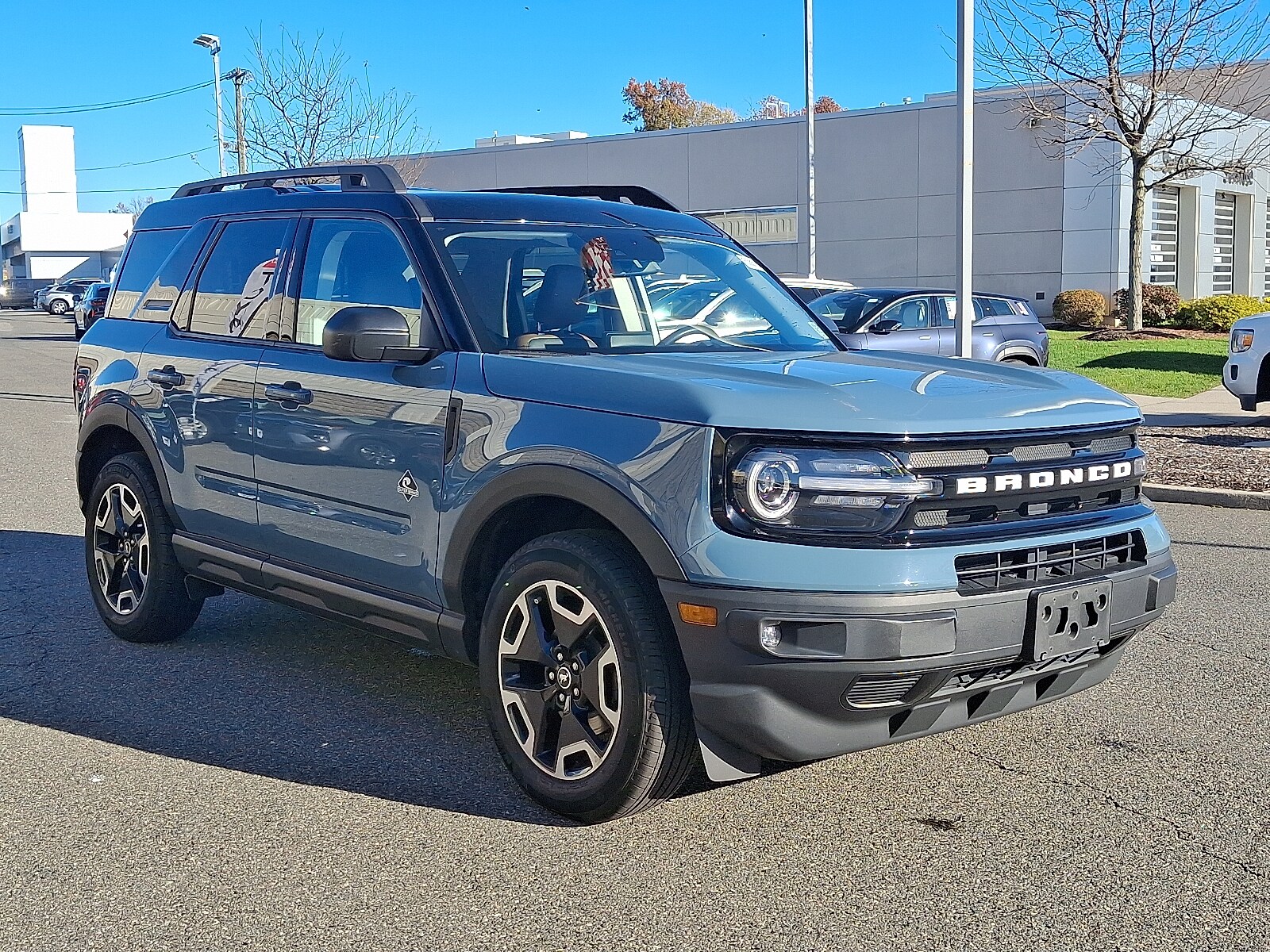 2022 Ford Bronco Sport Outer Banks photo 3