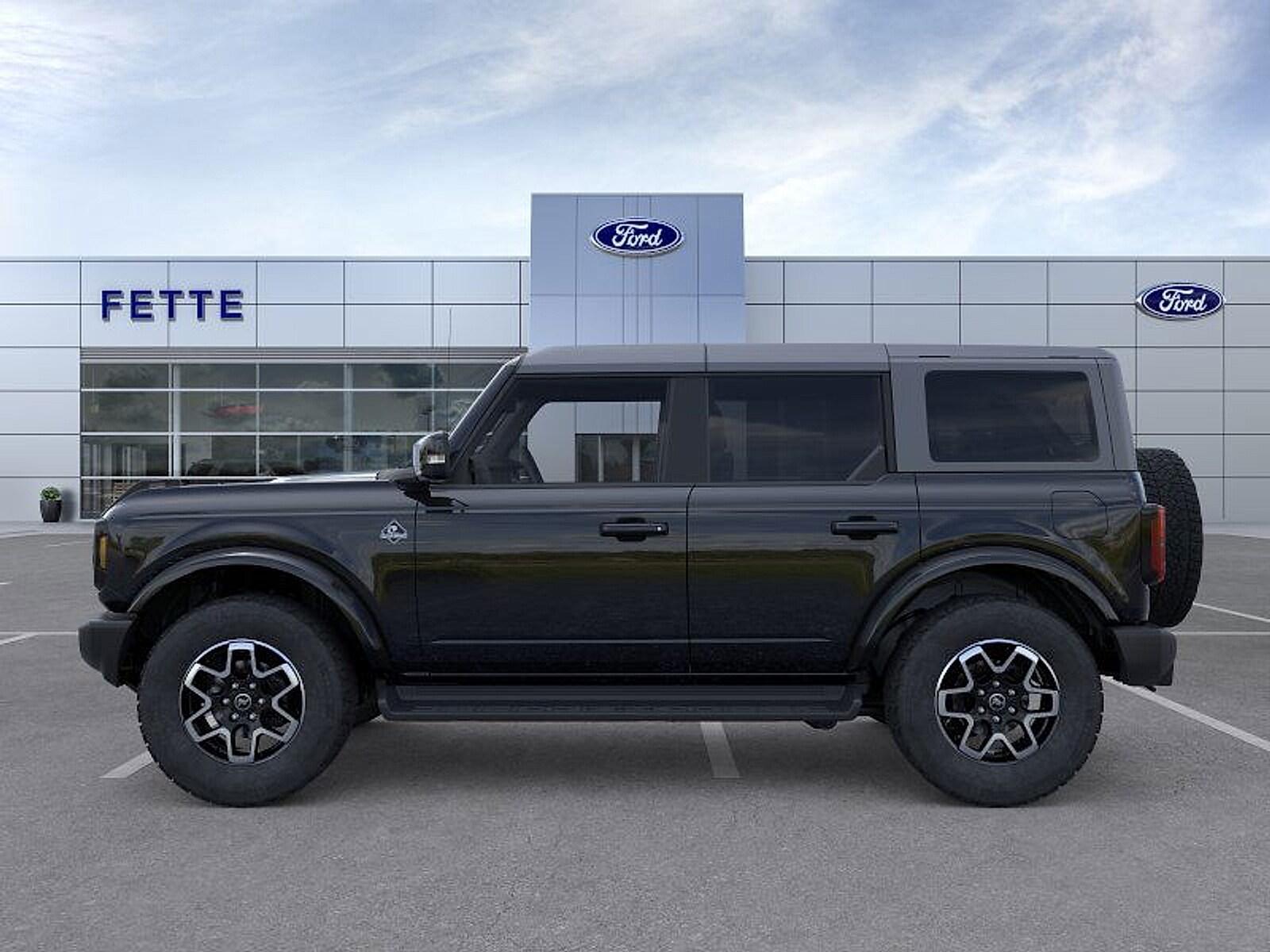 2025 Ford Bronco Outer Banks photo 2