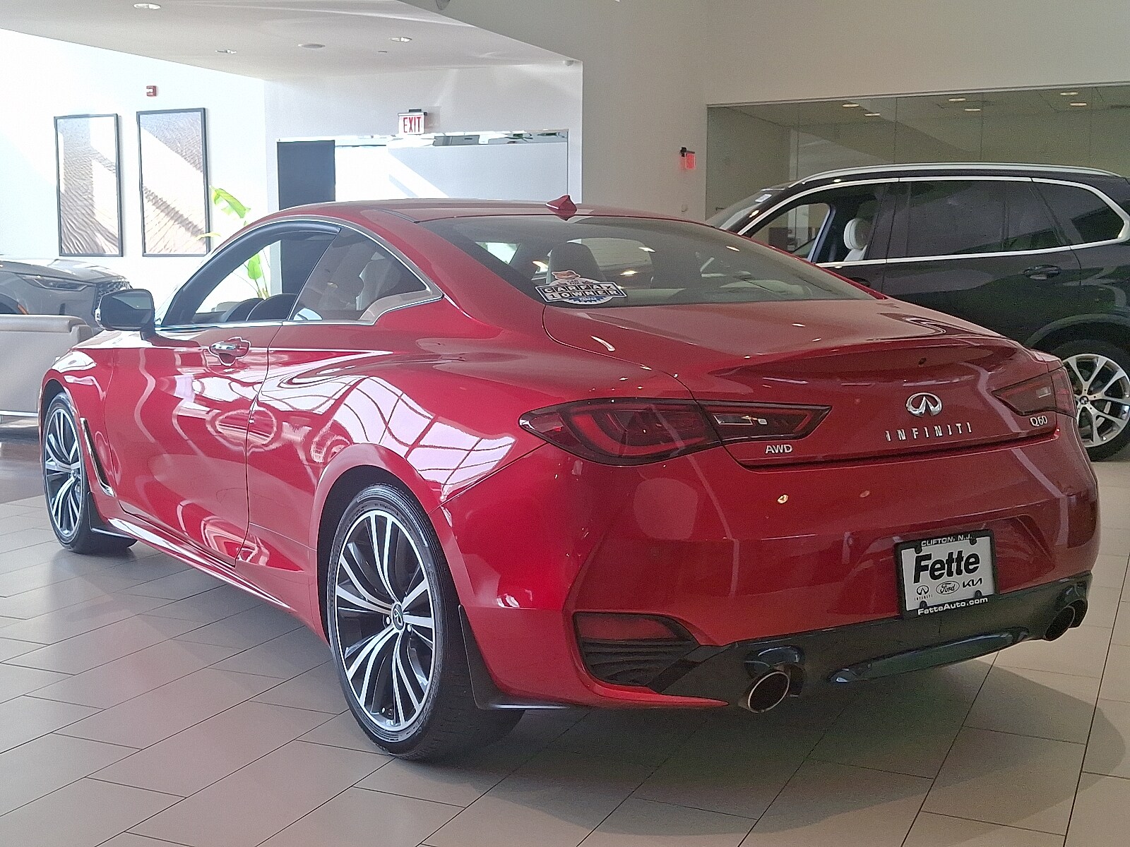 2022 Infiniti Q60 Luxe photo 4
