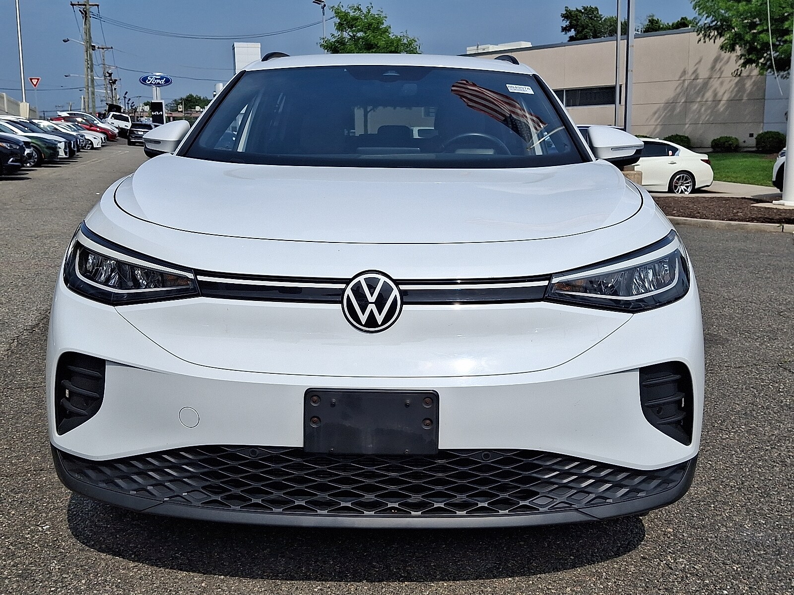 2021 Volkswagen ID.4 Pro photo 2