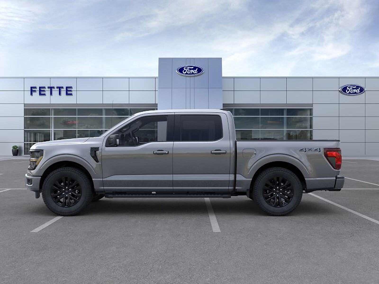 2025 Ford F-150 XLT photo 3