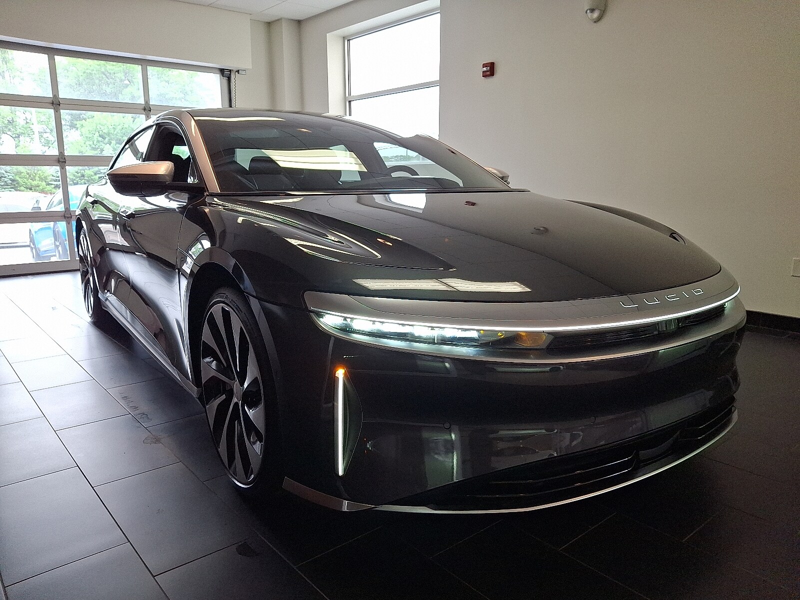 2022 Lucid Air Grand Touring photo 3