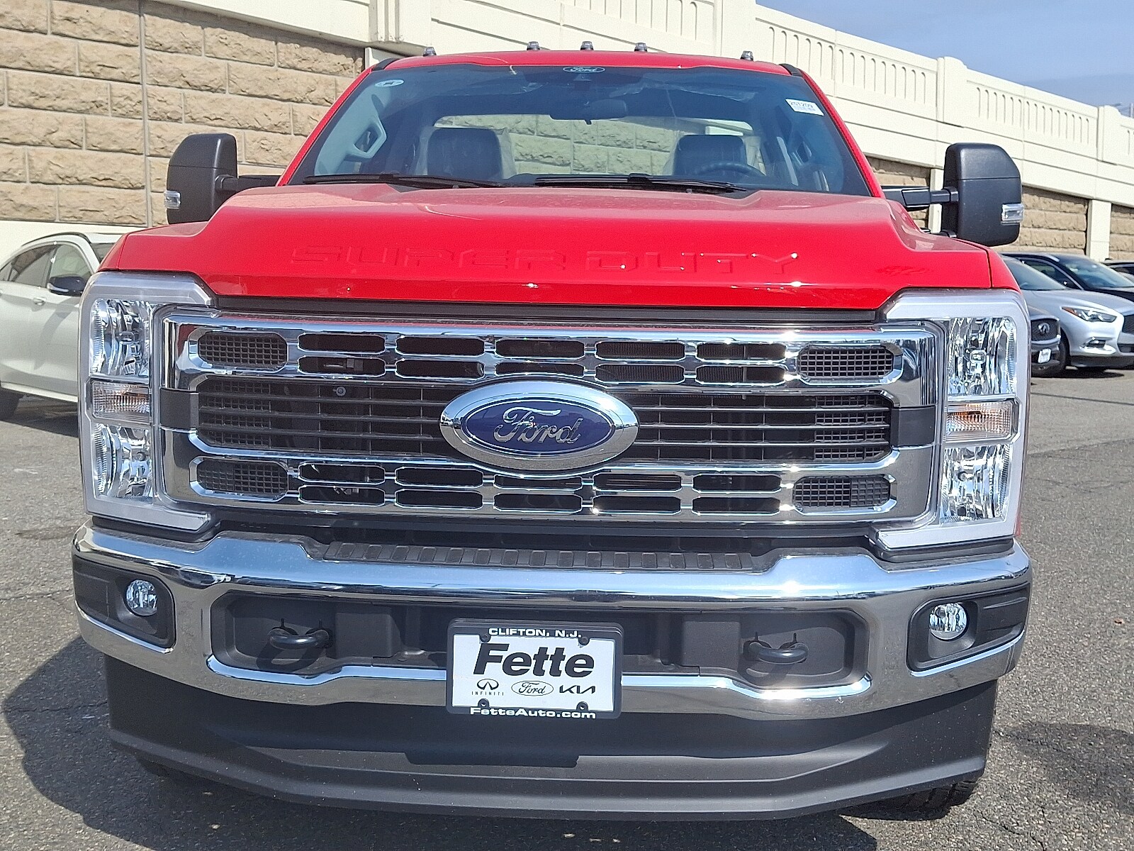 2025 Ford F-350 photo 2