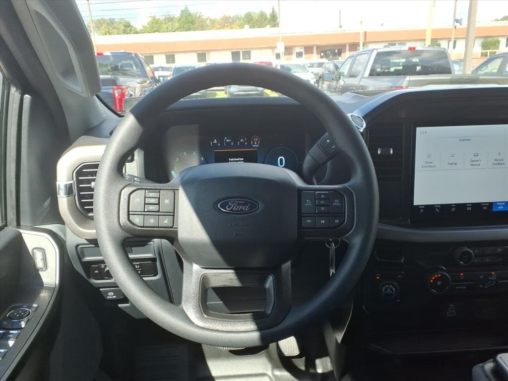 2025 Ford F-150 XL - Photo 14