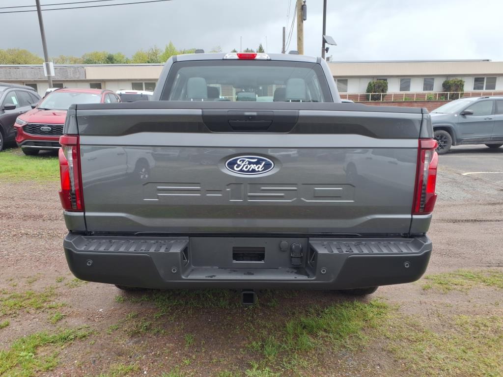 2025 Ford F-150 XL photo 4