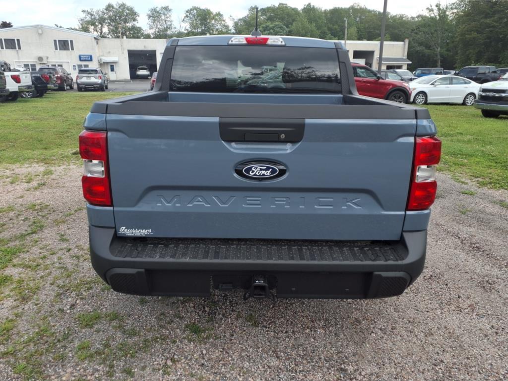 2025 Ford Maverick XLT photo 3