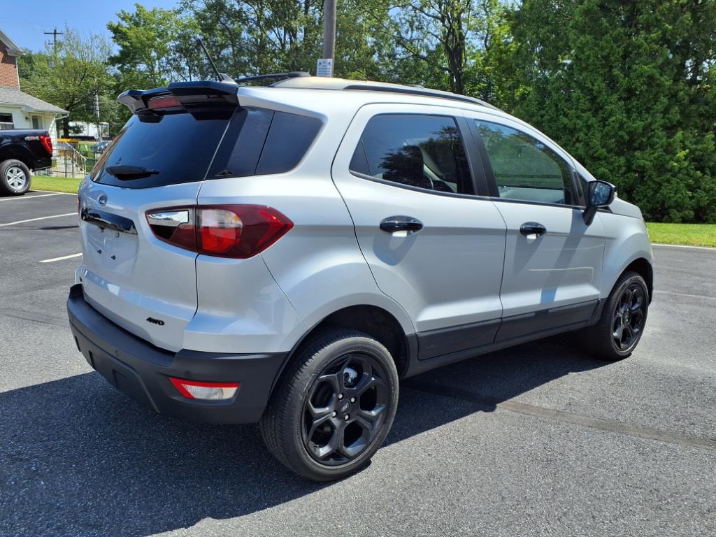 2022 Ford EcoSport SES photo 3