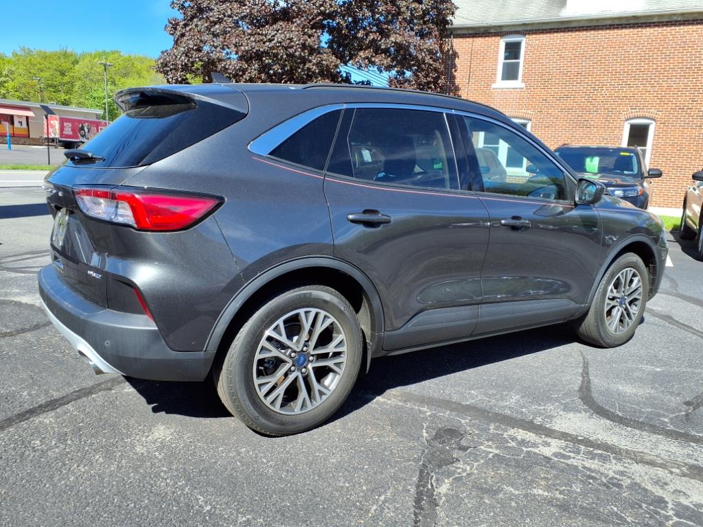 2020 Ford Escape SEL photo 2