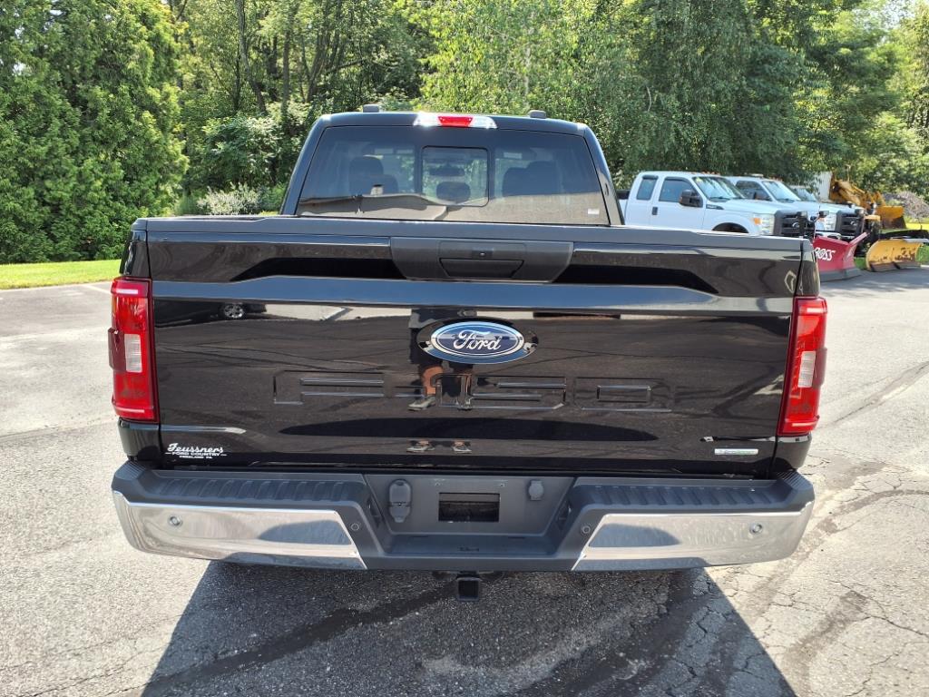 2021 Ford F-150 XLT photo 4