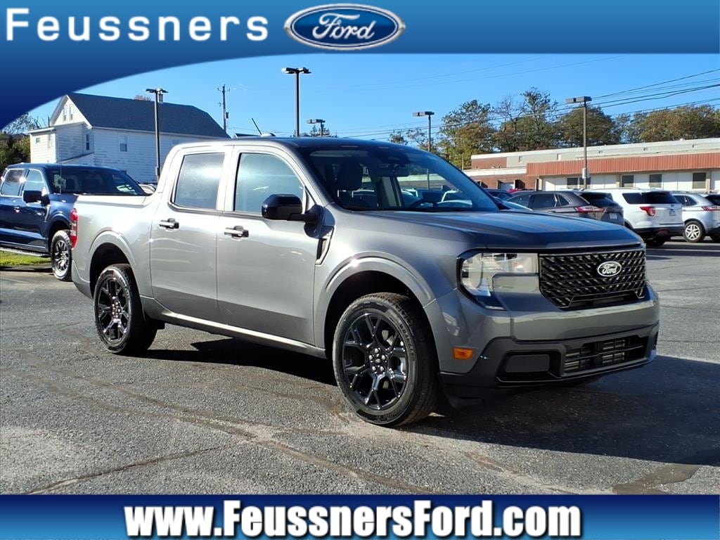 2025 Ford Maverick XLT's photo