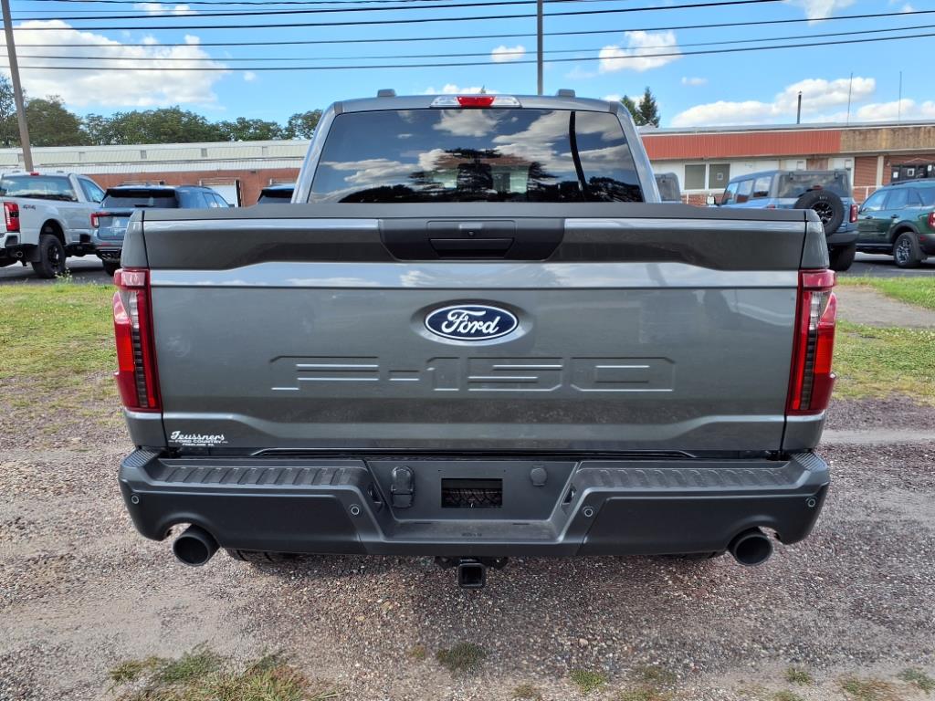 2025 Ford F-150 STX photo 4