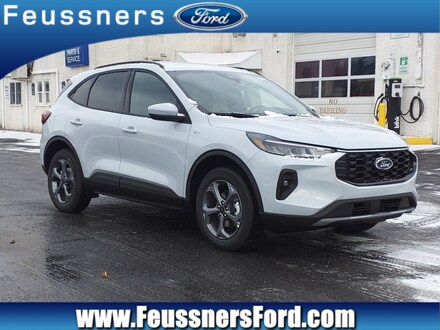 2025 Ford Escape ST-Line Select SUV