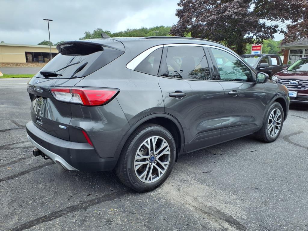 2020 Ford Escape SEL photo 2