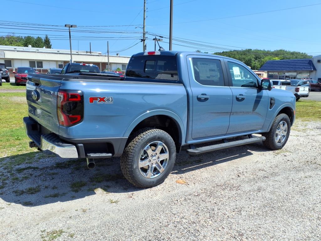 2025 Ford Ranger Lariat photo 2