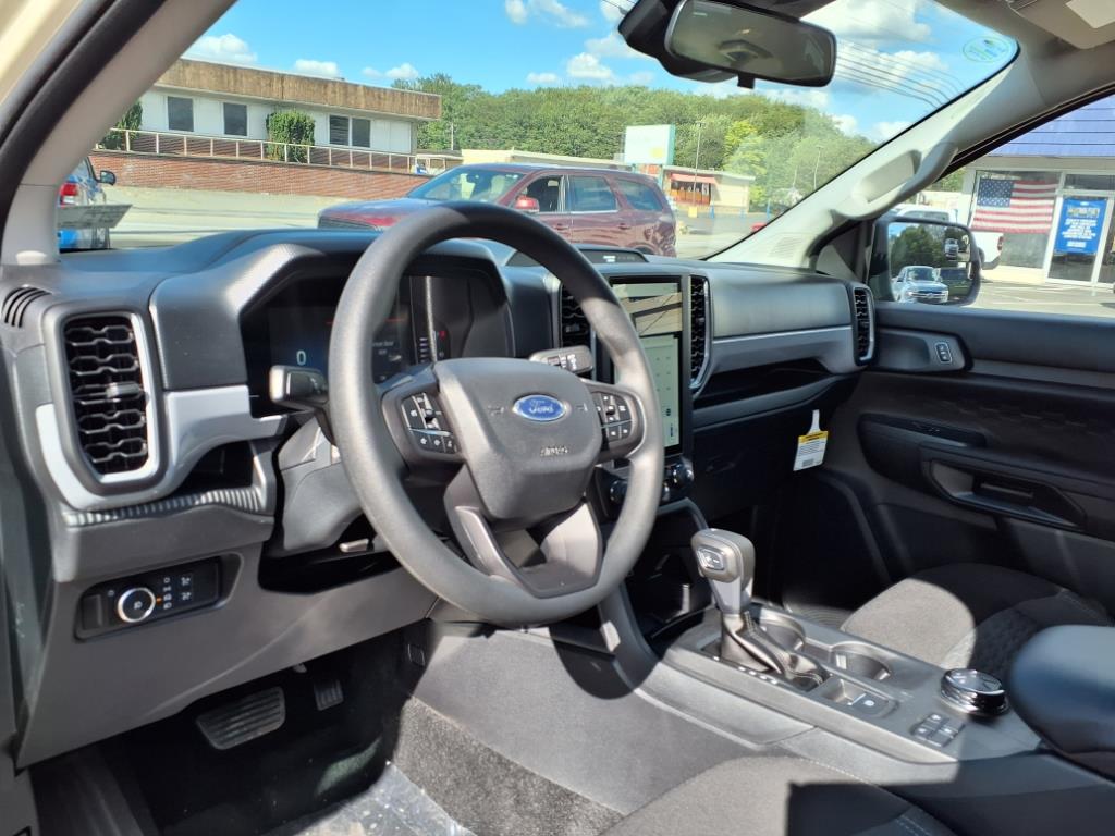 2025 Ford Ranger XL - Photo 9