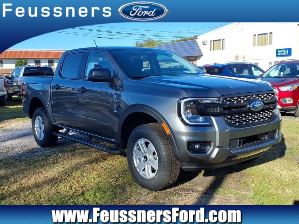 2025 Ford Ranger XL's photo