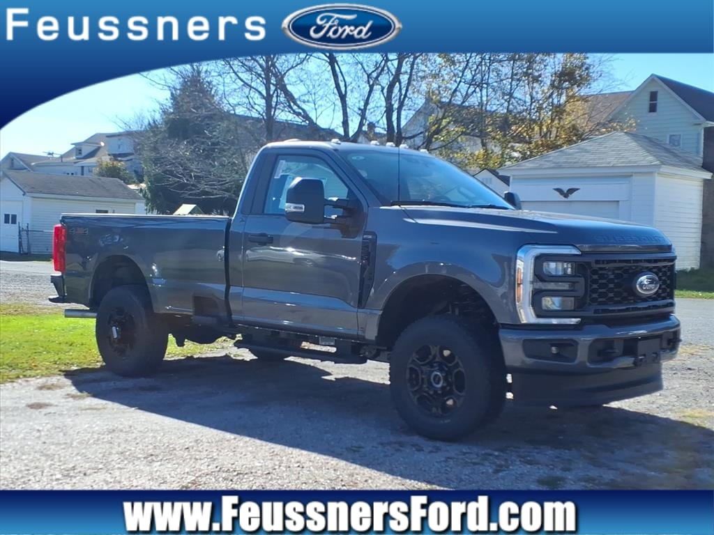 2026 Ford F-250 Super Duty XL's photo