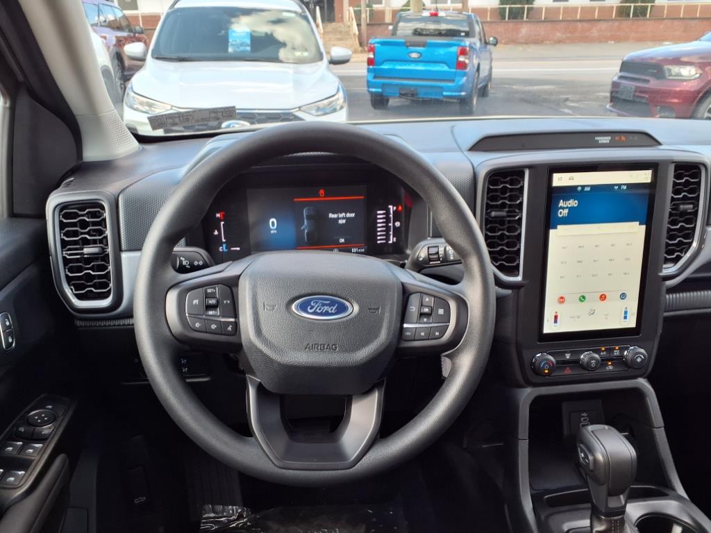 2025 Ford Ranger XL - Photo 14