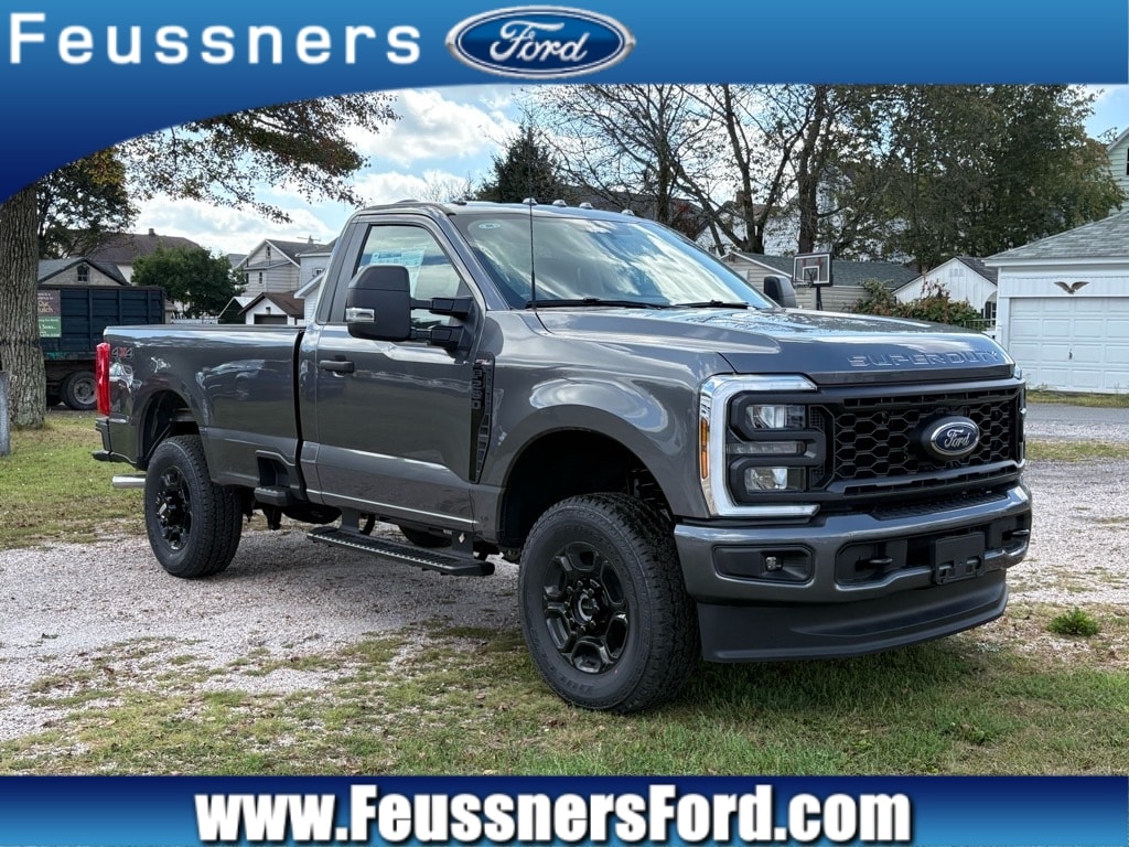 2026 Ford F-250 Super Duty XL's photo