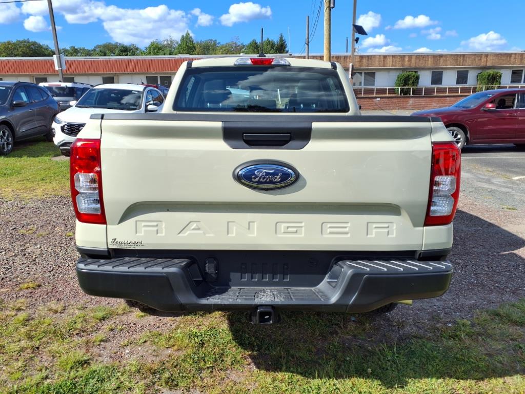 2025 Ford Ranger XL photo 4