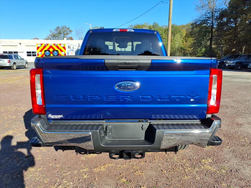 2026 Ford F-250 XLT photo 4