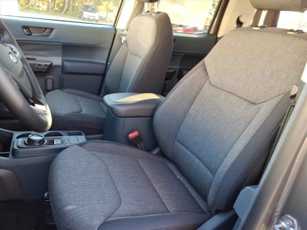 2025 Ford Maverick XLT - Photo 10
