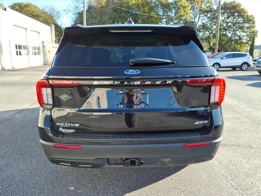 New 2025 Ford Explorer Active SUV