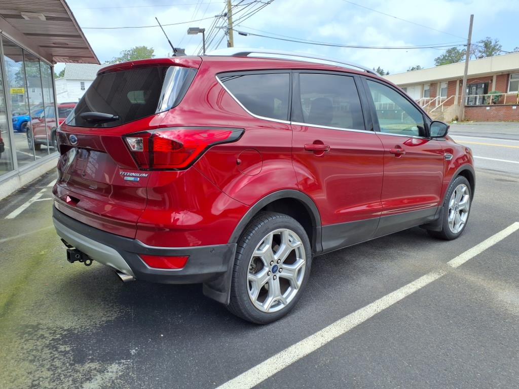 2019 Ford Escape Titanium photo 3