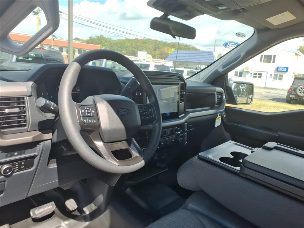 2025 Ford F-150 XL - Photo 9