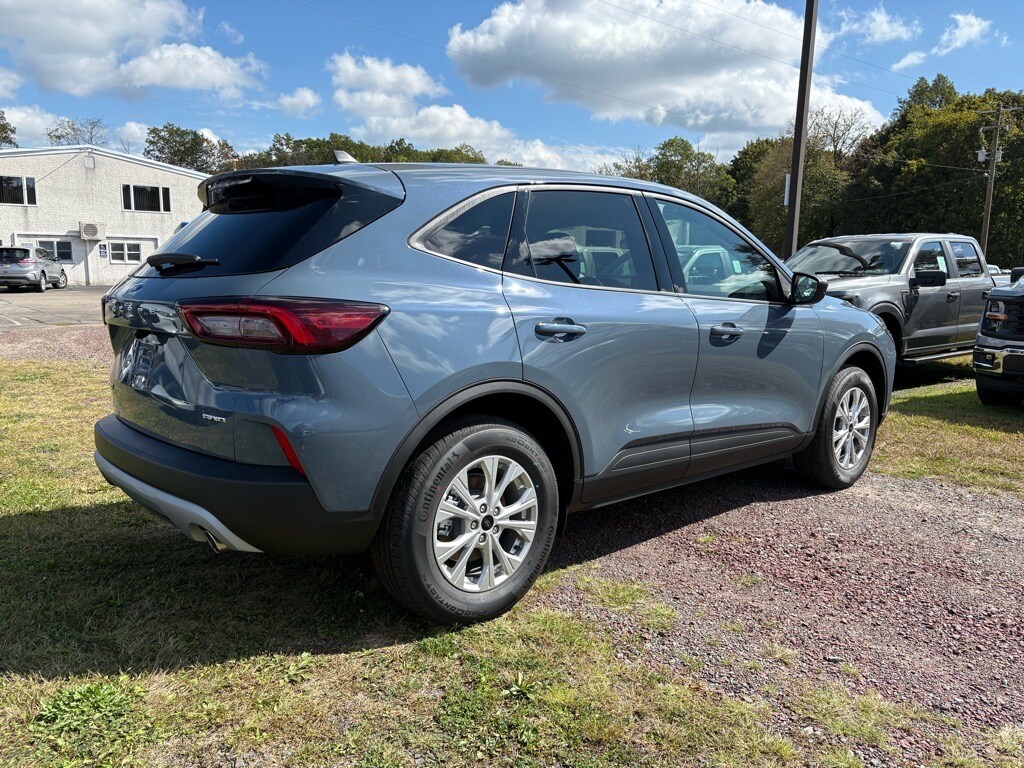 2025 Ford Escape Active photo 2