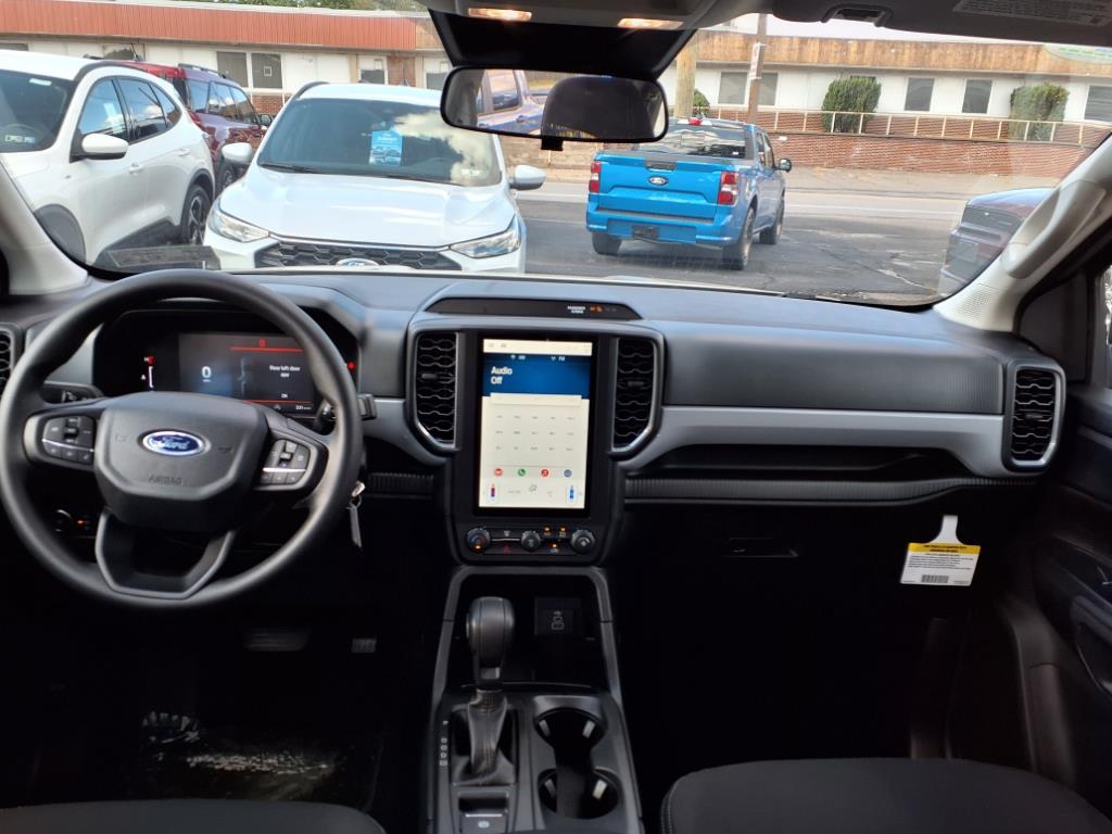 2025 Ford Ranger XL - Photo 13