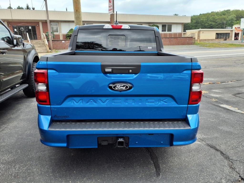 2025 Ford Maverick photo 3