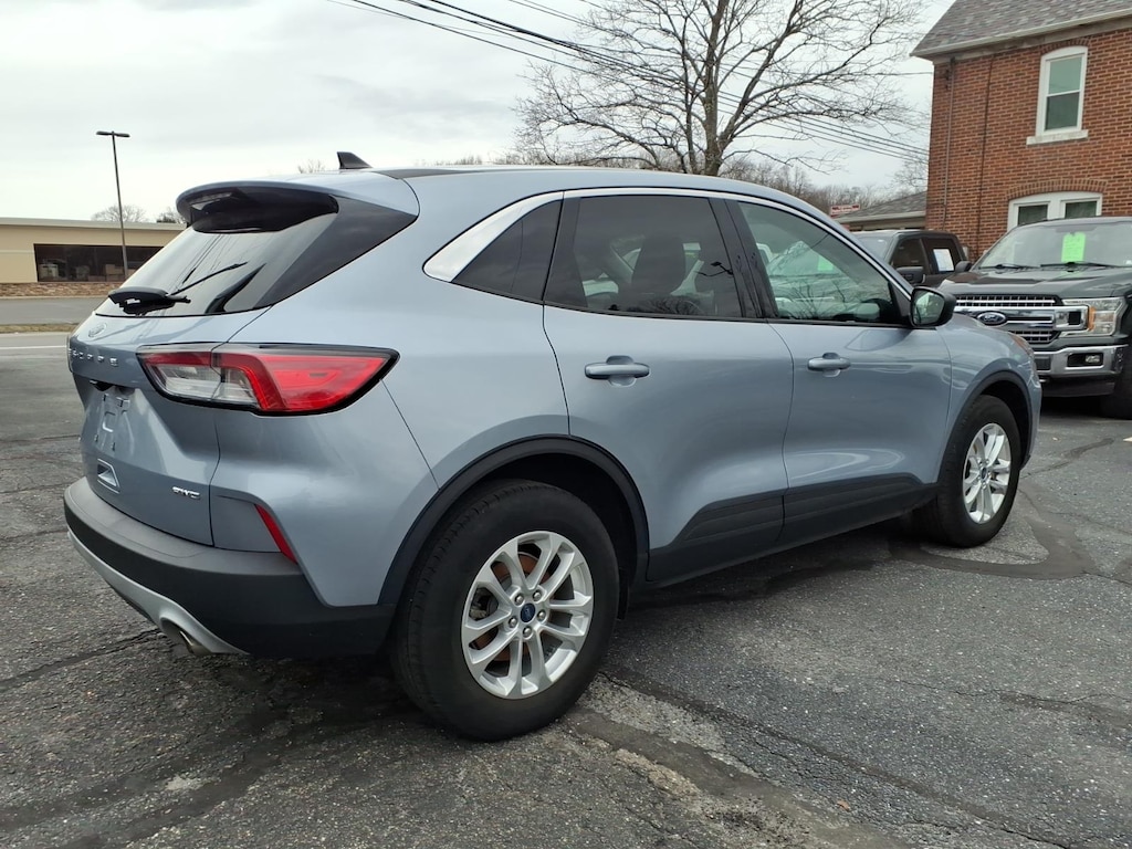 Used 2022 Ford Escape SE SUV