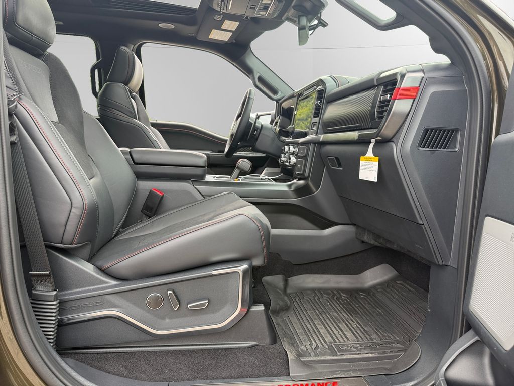 2026 Ford F-150 Raptor - Photo 15