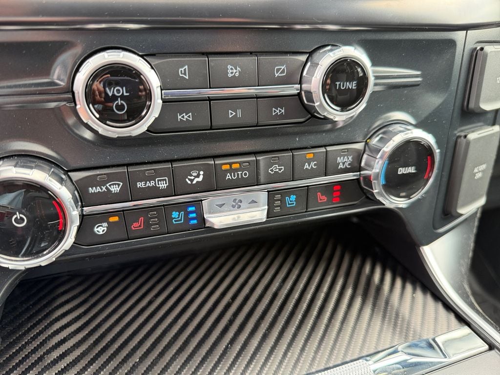 2026 Ford F-150 Raptor - Photo 28