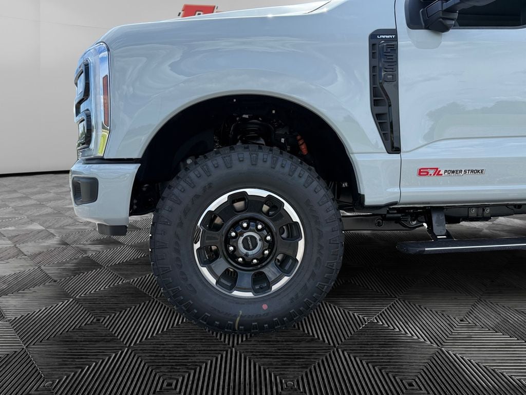 2026 Ford F-350 Super Duty Lariat - Photo 14